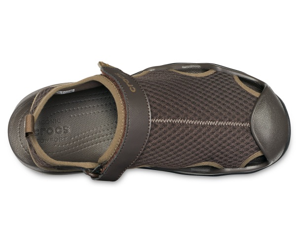 Crocs Swiftwater Mesh Deck Sandal Bruna | 57077862